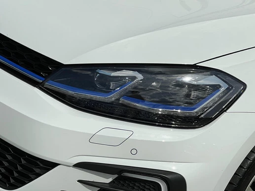 Volkswagen Golf - Afbeelding 14 van 18