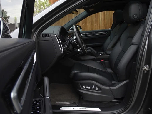 Porsche Cayenne - Afbeelding 15 van 30