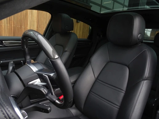 Porsche Cayenne - Afbeelding 16 van 30