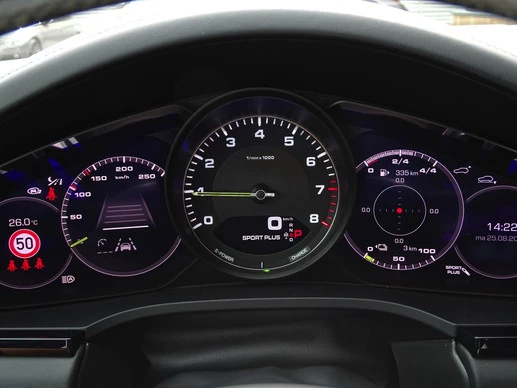 Porsche Cayenne - Afbeelding 21 van 30