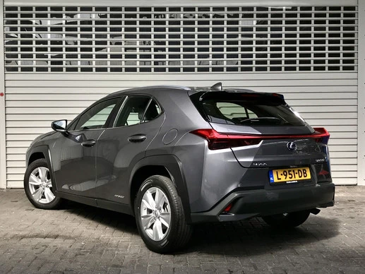Lexus UX - Afbeelding 2 van 30
