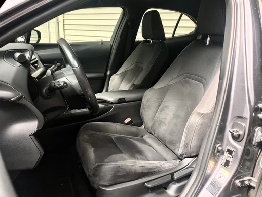 Lexus UX - Afbeelding 10 van 30