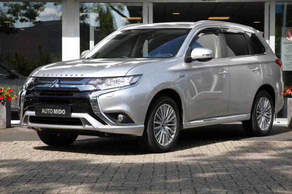 Mitsubishi Outlander - Afbeelding 1 van 30