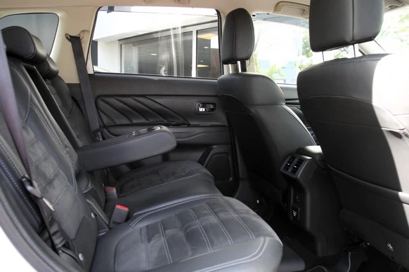 Mitsubishi Outlander - Afbeelding 11 van 30