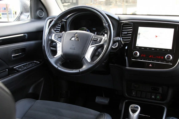 Mitsubishi Outlander - Afbeelding 18 van 30
