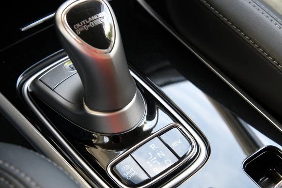 Mitsubishi Outlander - Afbeelding 21 van 30