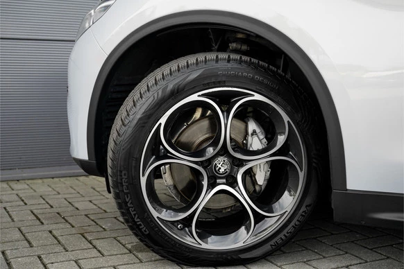 Alfa Romeo Stelvio - Afbeelding 19 van 30