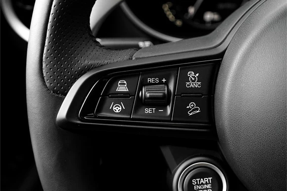 Alfa Romeo Stelvio - Afbeelding 26 van 30