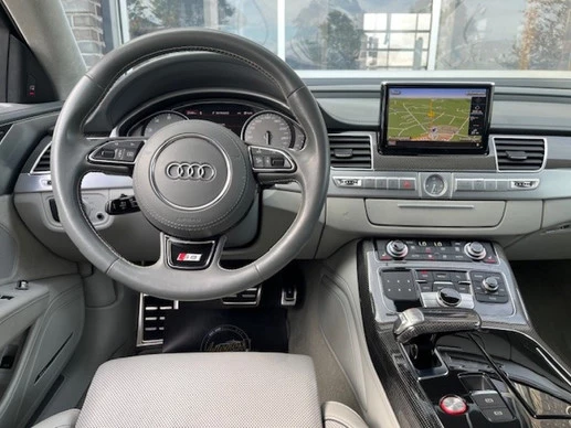 Audi S8 - Afbeelding 4 van 30