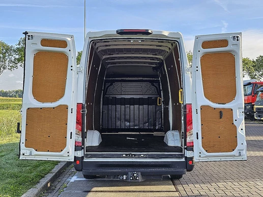 Iveco Daily - Afbeelding 13 van 19