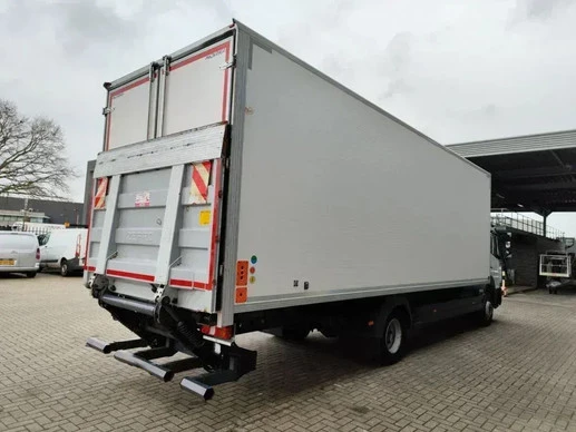Mercedes-Benz Atego - Afbeelding 8 van 13