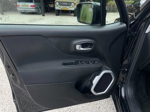 Jeep Renegade - Afbeelding 9 van 30