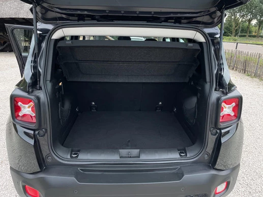 Jeep Renegade - Afbeelding 28 van 30