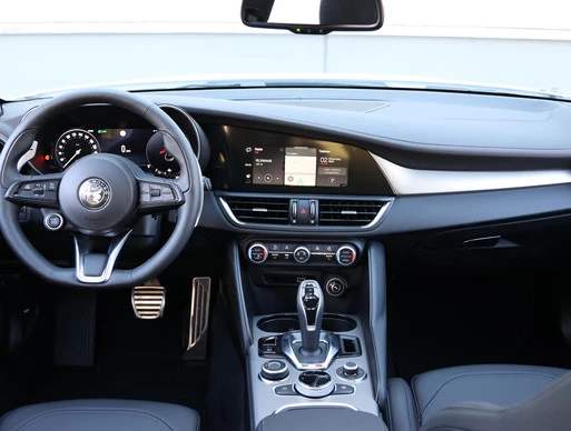 Alfa Romeo Giulia - Afbeelding 6 van 30