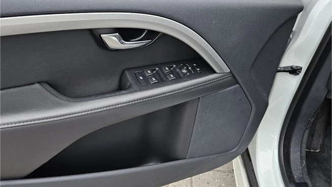 Volvo V70 - Afbeelding 14 van 22