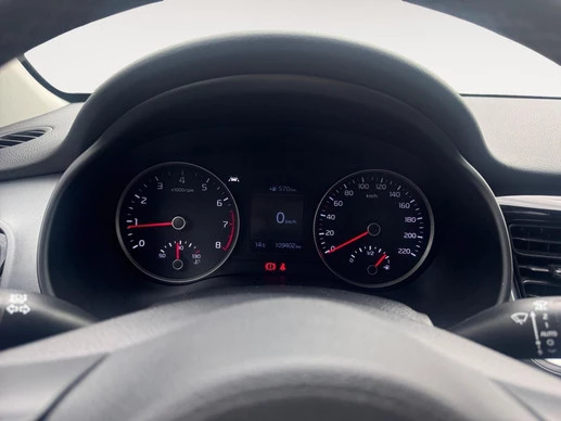 Kia Stonic - Afbeelding 15 van 19