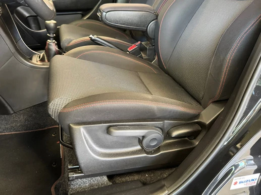 Suzuki Swift - Afbeelding 13 van 30