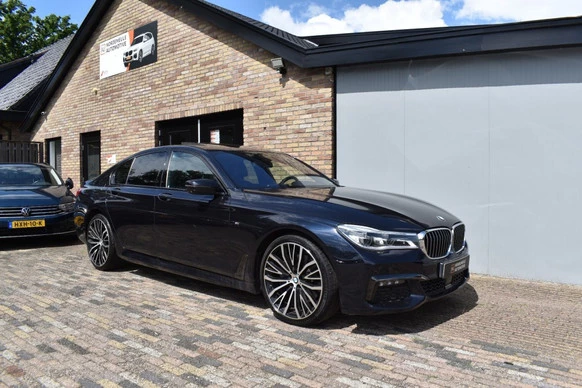BMW 7 Serie - Afbeelding 2 van 30