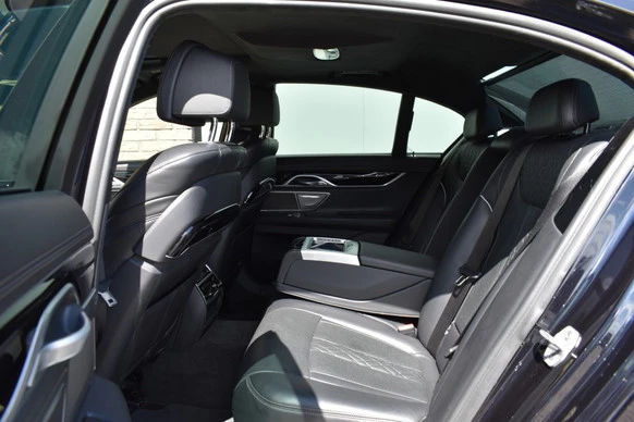 BMW 7 Serie - Afbeelding 13 van 30