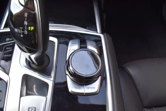 BMW 7 Serie - Afbeelding 28 van 30