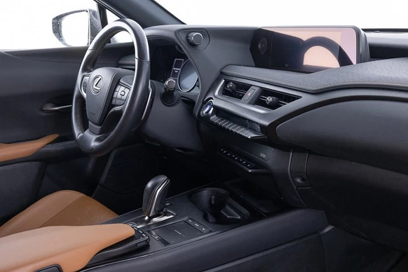 Lexus UX - Afbeelding 3 van 30