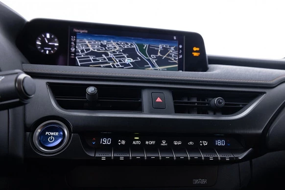 Lexus UX - Afbeelding 13 van 30