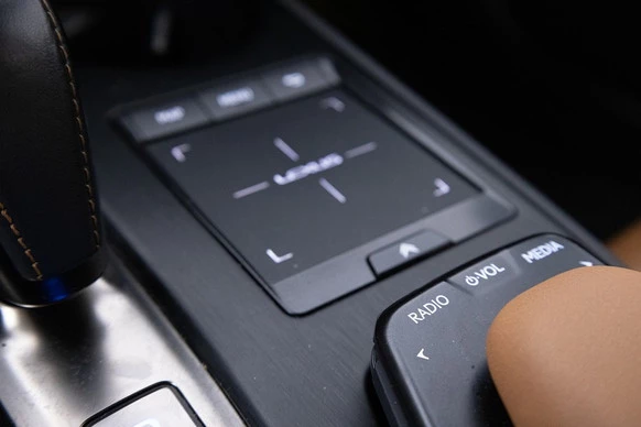 Lexus UX - Afbeelding 21 van 30
