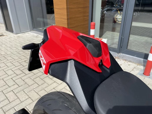 BMW S 1000 RR - Afbeelding 10 van 22