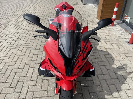 BMW S 1000 RR - Afbeelding 19 van 22