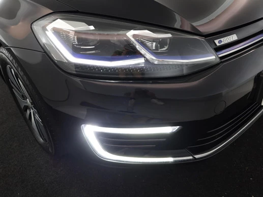 Volkswagen e-Golf - Afbeelding 13 van 24