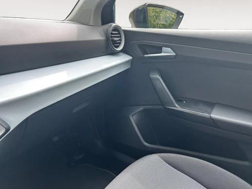 SEAT Arona - Afbeelding 24 van 29