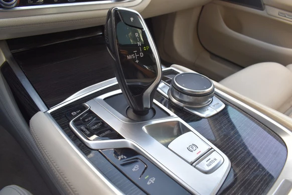 BMW 7 Serie - Afbeelding 28 van 30