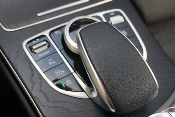 Mercedes-Benz C-Klasse - Afbeelding 12 van 30