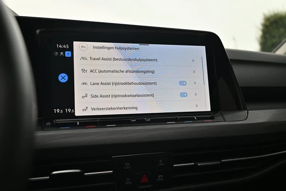 Volkswagen Golf - Afbeelding 24 van 30