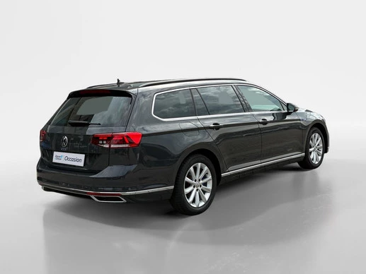 Volkswagen Passat - Afbeelding 2 van 26