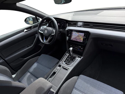 Volkswagen Passat - Afbeelding 3 van 26