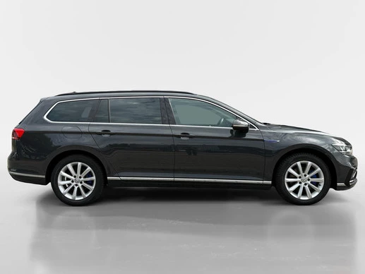 Volkswagen Passat - Afbeelding 4 van 26
