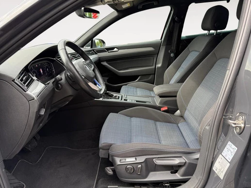 Volkswagen Passat - Afbeelding 5 van 26
