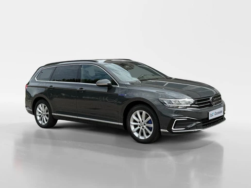 Volkswagen Passat - Afbeelding 15 van 26