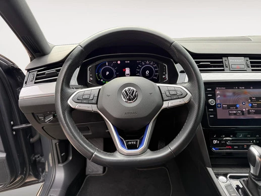 Volkswagen Passat - Afbeelding 18 van 26