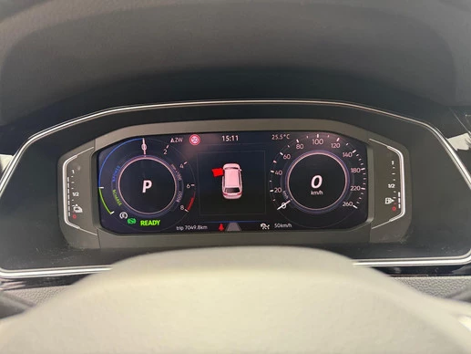 Volkswagen Passat - Afbeelding 21 van 26