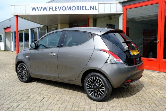 Lancia Ypsilon - Afbeelding 21 van 26