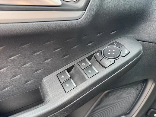 Ford Kuga - Afbeelding 13 van 30