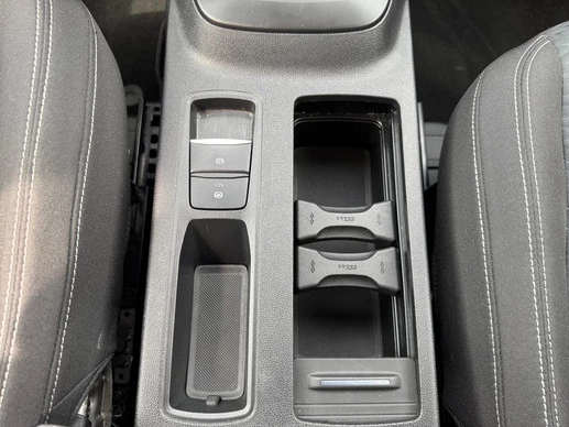 Ford Kuga - Afbeelding 24 van 30
