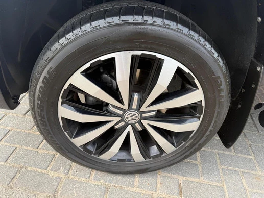 Volkswagen Amarok - Afbeelding 9 van 30