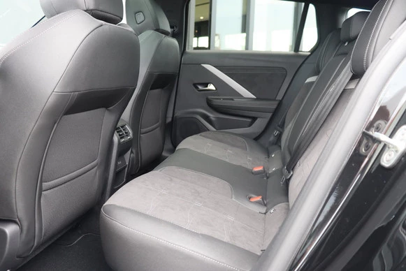 Opel Astra - Afbeelding 6 van 30