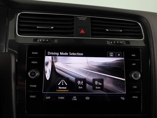 Volkswagen e-Golf - Afbeelding 11 van 30