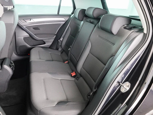 Volkswagen e-Golf - Afbeelding 14 van 30