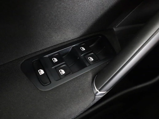 Volkswagen e-Golf - Afbeelding 23 van 30