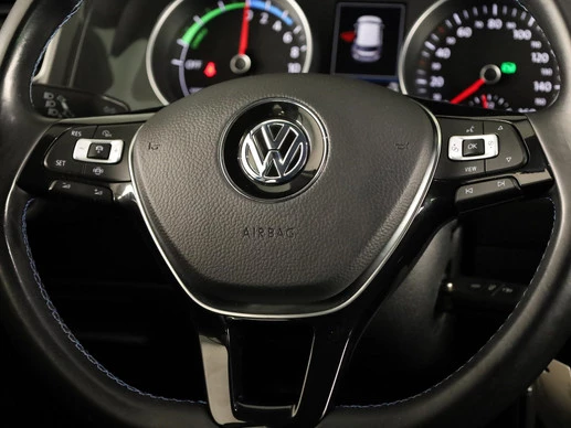Volkswagen e-Golf - Afbeelding 27 van 30